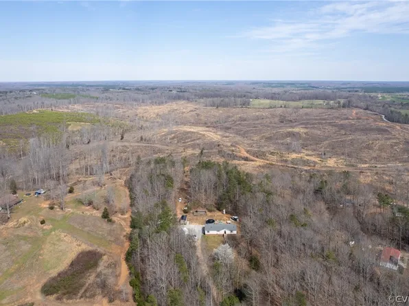 10201 Amelia Springs Rd, Jetersville, VA 23083