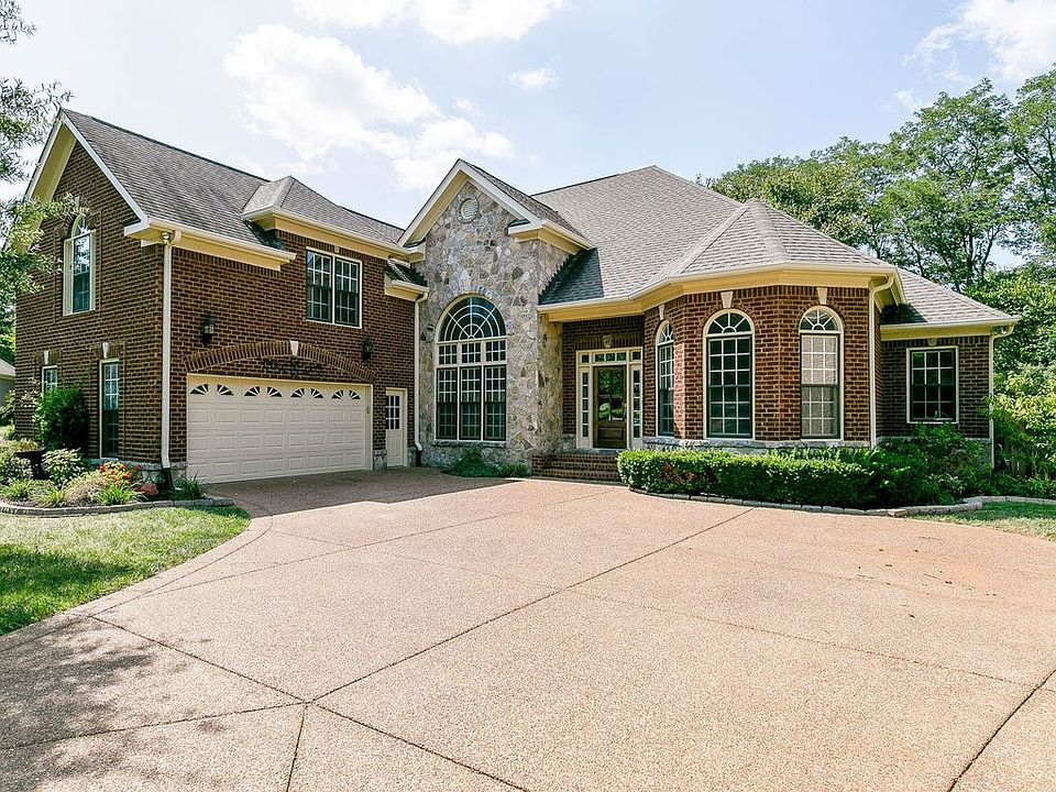 1st image of 260 Sontag Dr