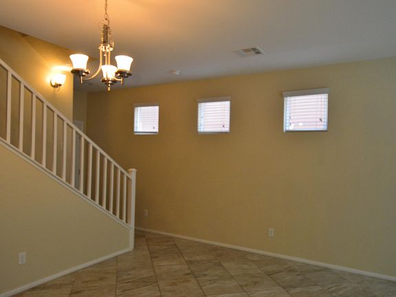 3rd image of 9345 Pearblossom Sky Ave