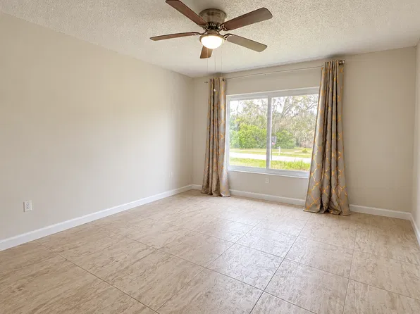 6189 Wayside Ct, Spring Hill, FL 34606