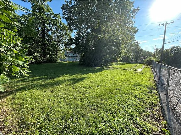 3rd image of 3005 N 10th St