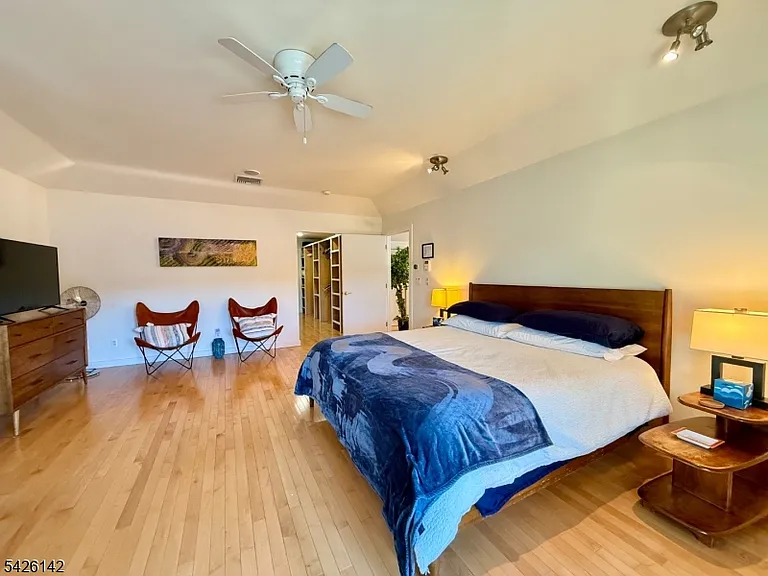 73 Forest Lake Dr — Photo 23