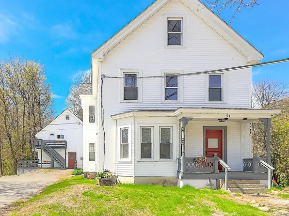 95 Hall Avenue, Henniker, NH 03242
