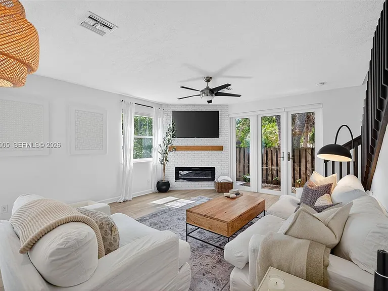1214 W Las Olas Blvd — Photo 10