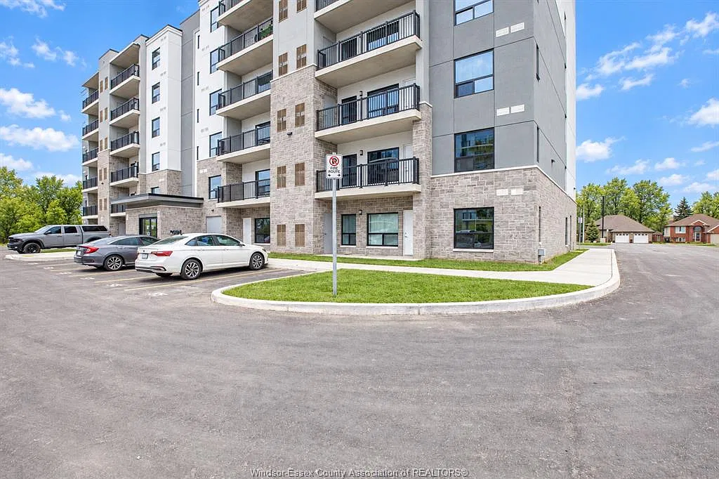 2 bed, 2.0 bath, $2,150 — Photo 4