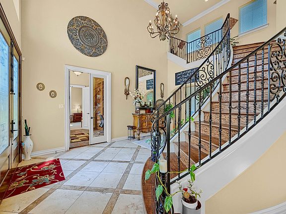 5th image of 4812 Park Vista Blvd