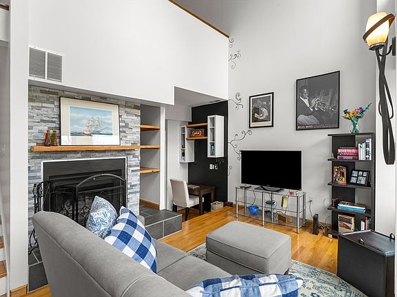 4th image of 356-358 Main St Unit 11