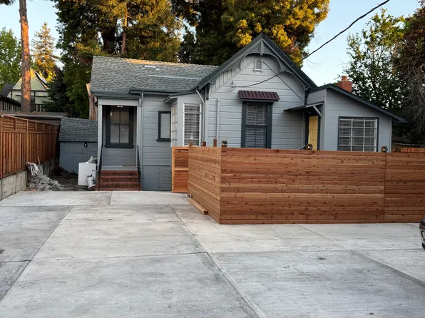 2344 Parker St, Berkeley, CA 94704