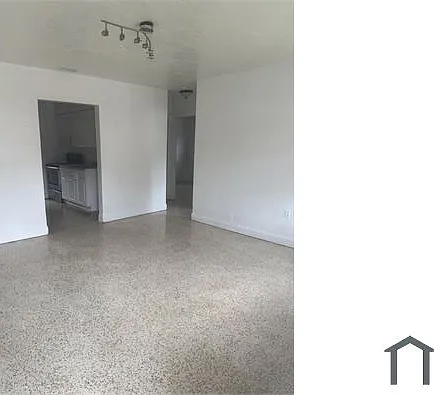 2175 NW 41st St — Photo 9