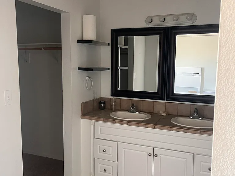 22333 Luke Ct — Photo 4
