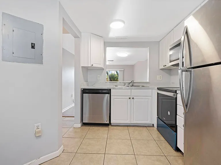 4080 NW 90th Ave #4080 — Photo 4