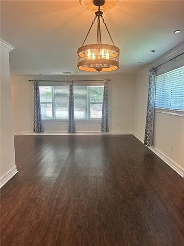 4 bed, 2.5 bath, 2269 sqft, $3,000 — Photo 4