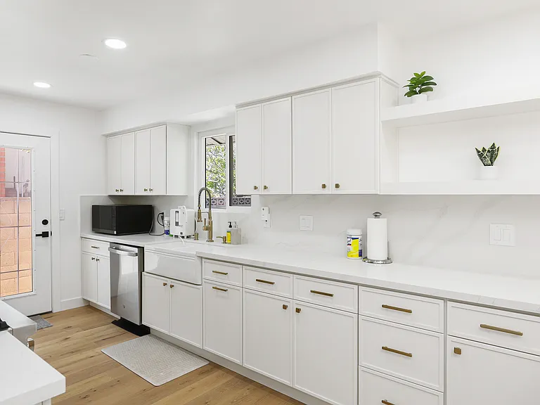 9461 Lotus Dr — Photo 31