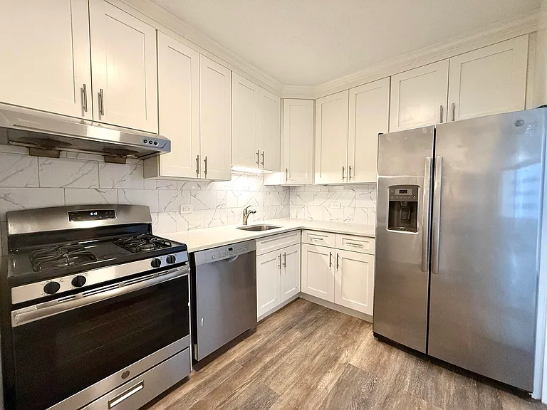 45 River Dr S #1906 — Photo 2
