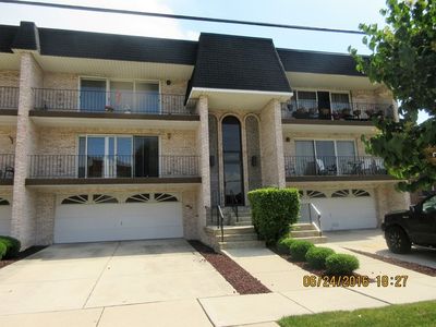 4145 W 97th St APT 1E, Oak Lawn, IL, 60453