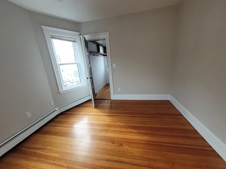 83 Saxton St #3 — Photo 6