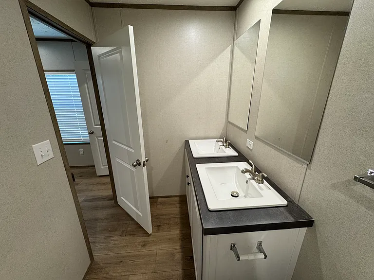 Oak View Landing — Photo 41