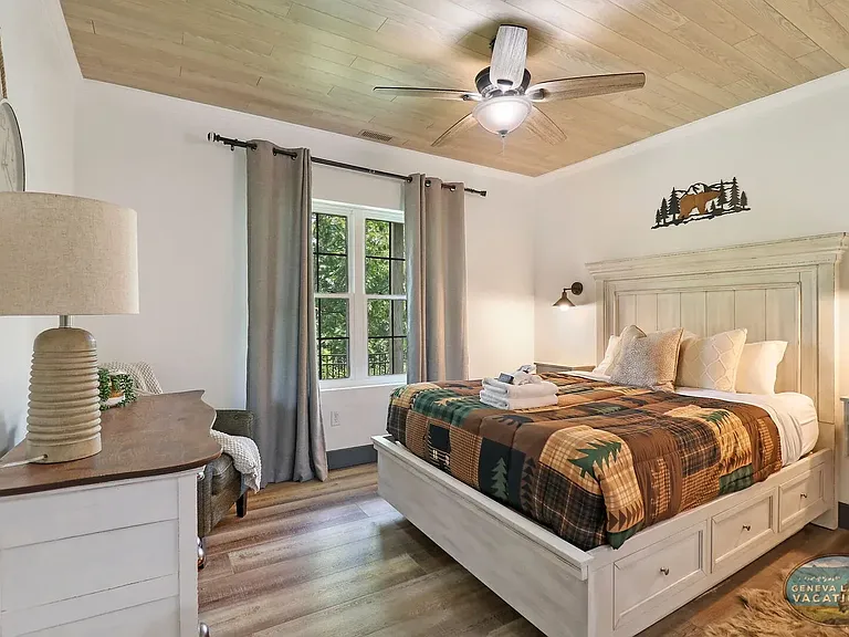 1175 La Salle Ct — Photo 16