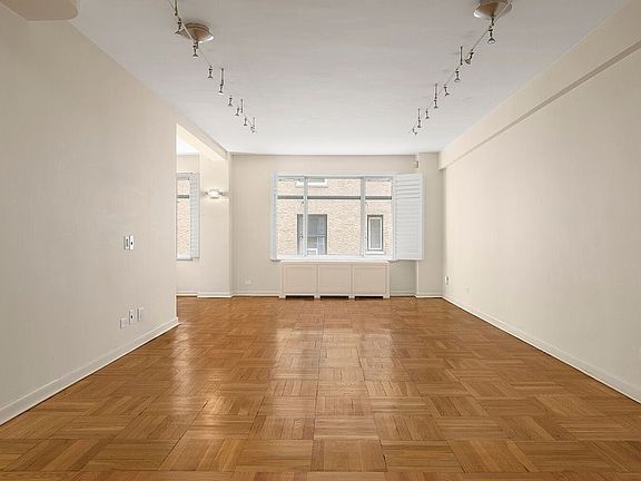 5th image of 65 E 76th St APT 2E