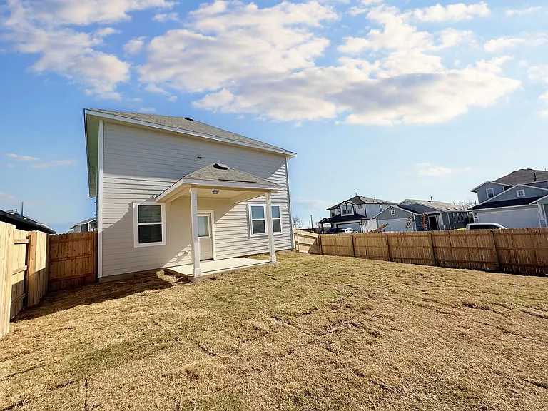 163 Haywood Mnr — Photo 33
