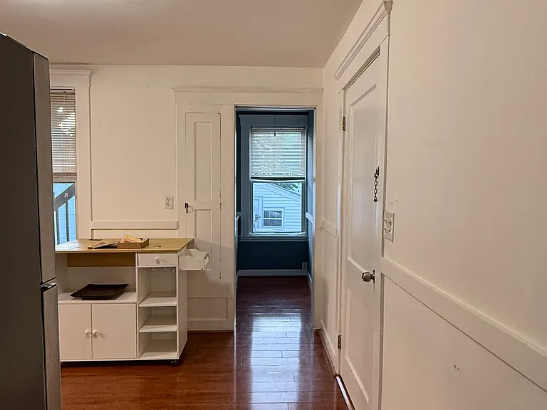 13 Nelson Rd #2 — Photo 4
