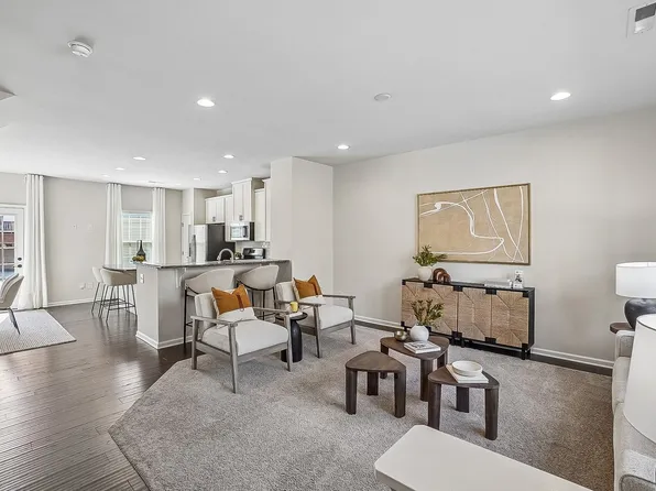 3047 Potomac River Pkwy, Charlotte, NC 28217