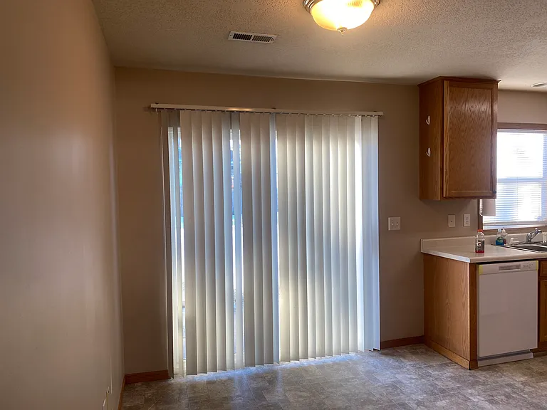 3345 Heatherton Dr #1 — Photo 8