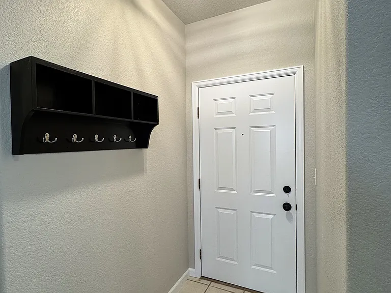 8465 S Holland Way #1-202 — Photo 6