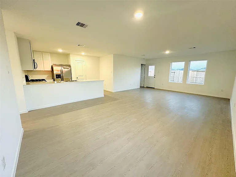 26727 Sea Holly Cir — Photo 2