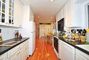 4th image of 15 Mimosa Dr