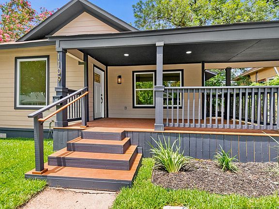 2nd image of 1109 W Huisache Avenue
