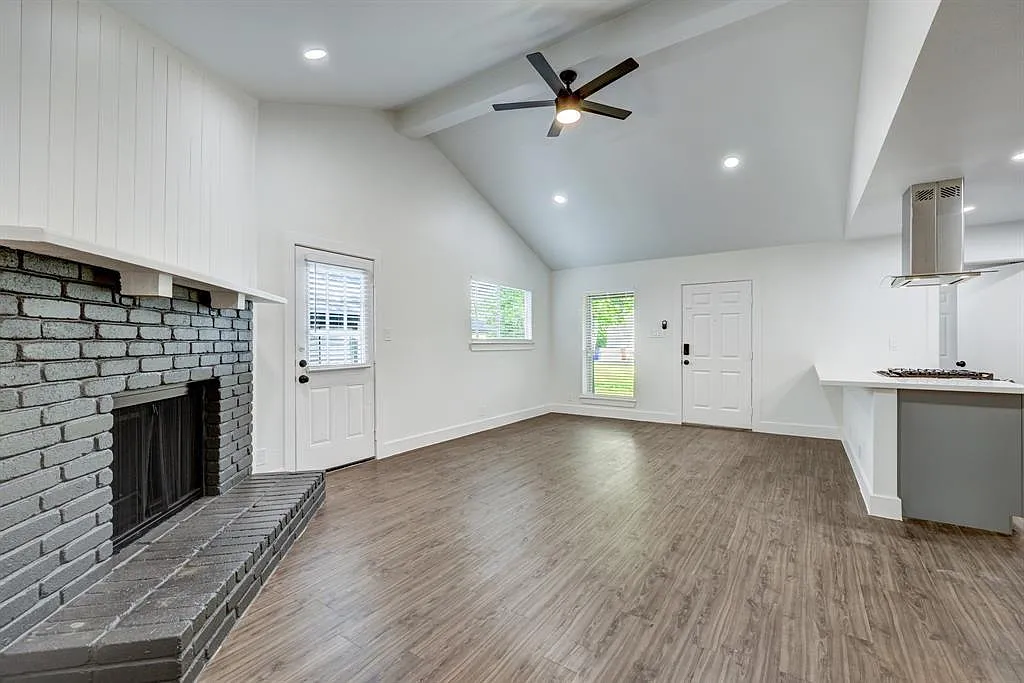 2 bed, 1.0 bath, 960 sqft, $1,795 — Photo 4