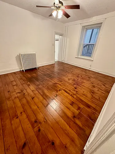 476 Krams Ave #1 Photo 1