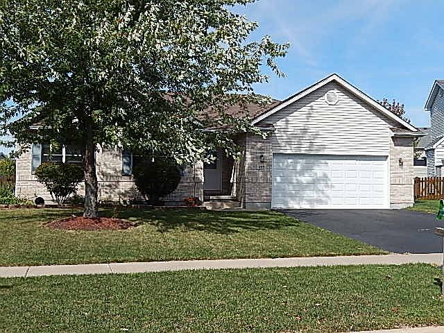 1st image of 137 Ashwood Dr