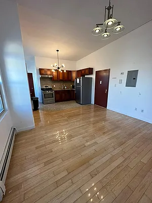 Rented by FRESH SPACES NYC | media 36