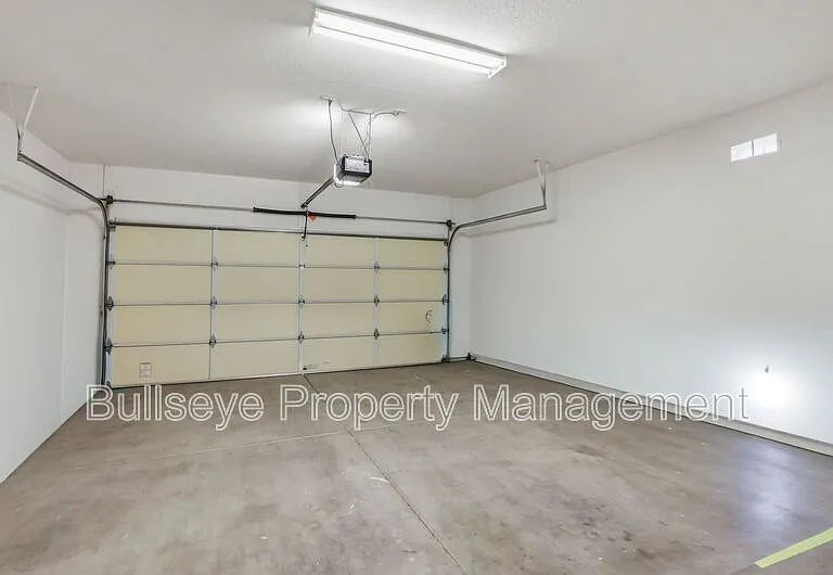 15893 W Arrowhead Dr — Photo 12
