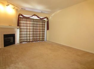 24006 W Pear Tree Cir, Plainfield, IL 60585