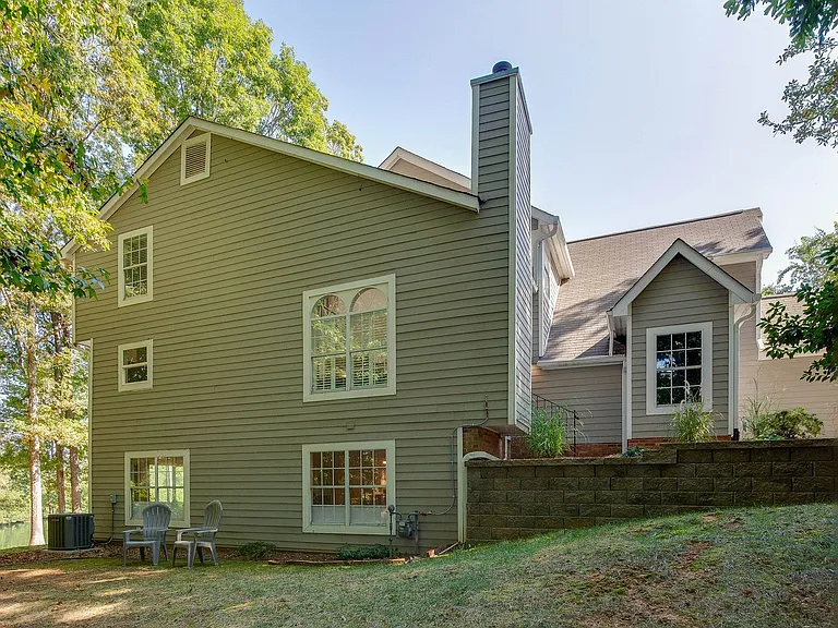 9006 Saint Thomas Ln — Photo 42