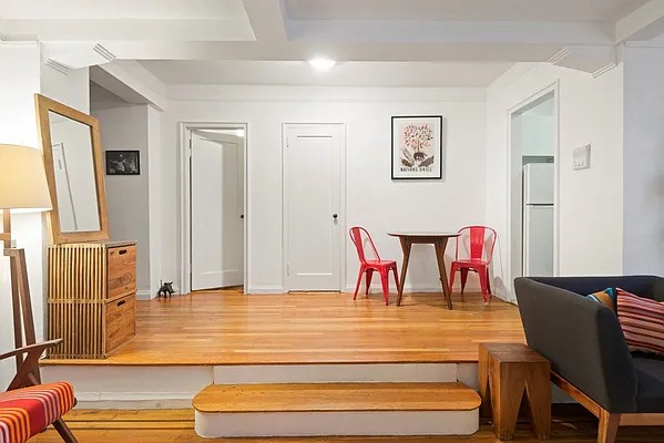 Rented by Douglas Elliman | media 4