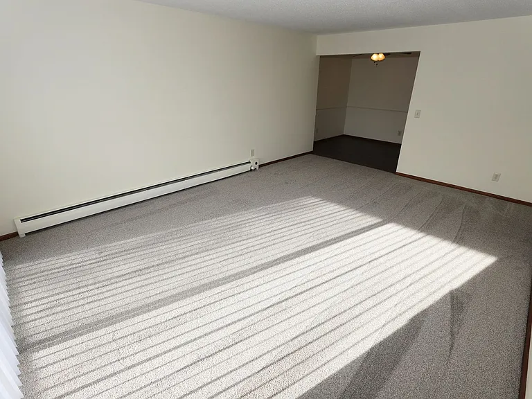 4201 Parklawn Ave — Photo 10