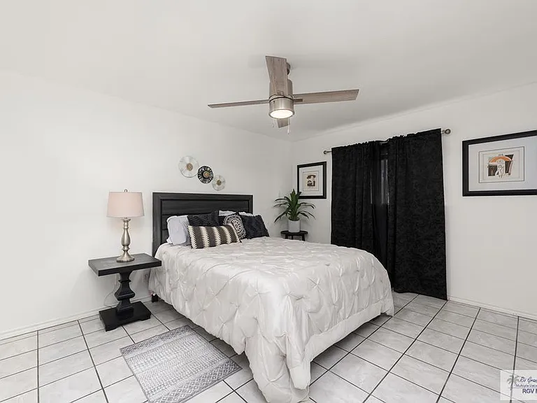 844 Jenny Cir — Photo 17