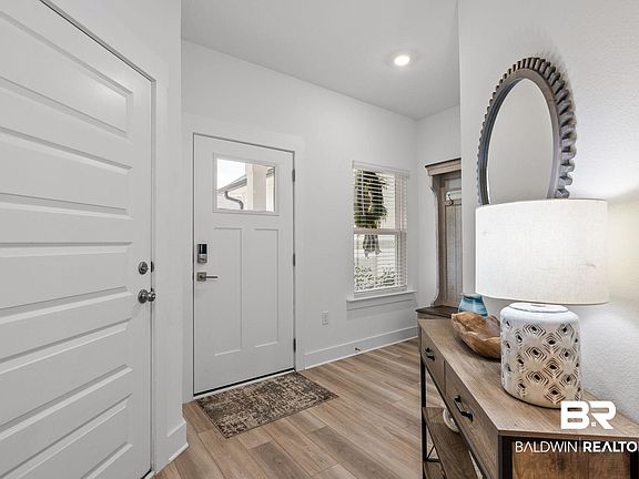 3rd image of 9899 Willet Way