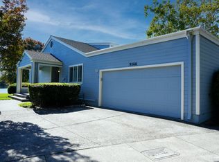 9566 Lakewood Dr, Windsor, CA 95492