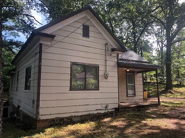 1st image of 332 School Ave