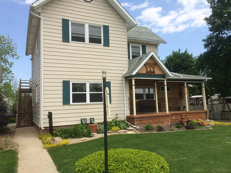 516 1/2 Joy Ave — Photo 1