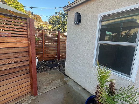 Entrance to private studio.