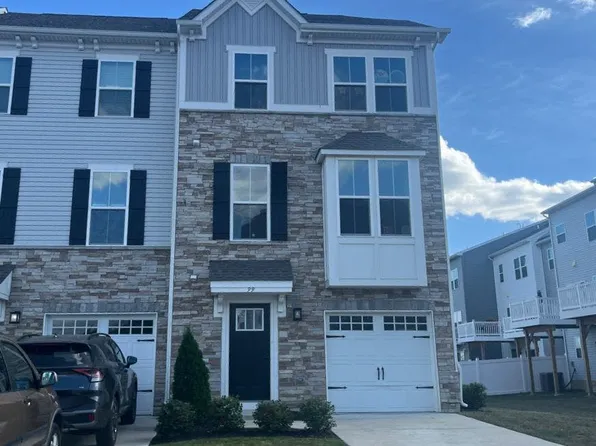 99 Hamilton Ct, Pennsauken, NJ 08110