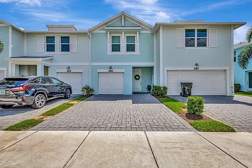 345 SE Angler Dr Photo 1
