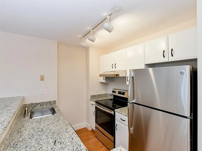 534 Beacon St #502 — Photo 3