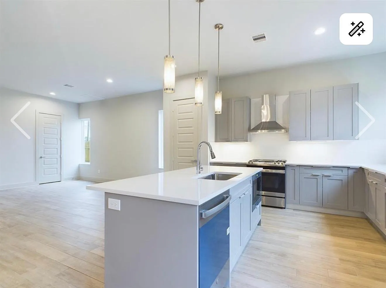 3 bed, 3.5 bath, 2301 sqft, $2,800 — Photo 3